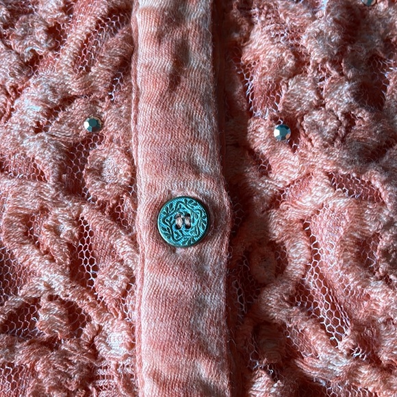 Women’s size small orange Reba lace front button down top - Picture 9 of 11